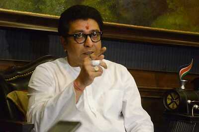 Throw Onions at Ministers if They Don't Listen: Raj Thackeray to Farmers