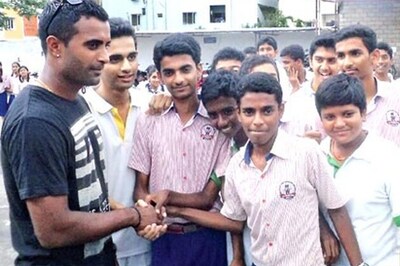 Hyderabad: Nethula goes nostalgic, visits old school