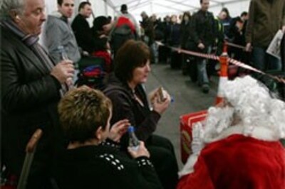 Look what the world's doing on X'mas