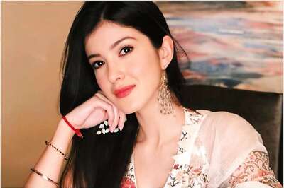 Shanaya Kapoor Turns 20, Celebrates Birthday with Ananya Panday, Arjun Kapoor and Family