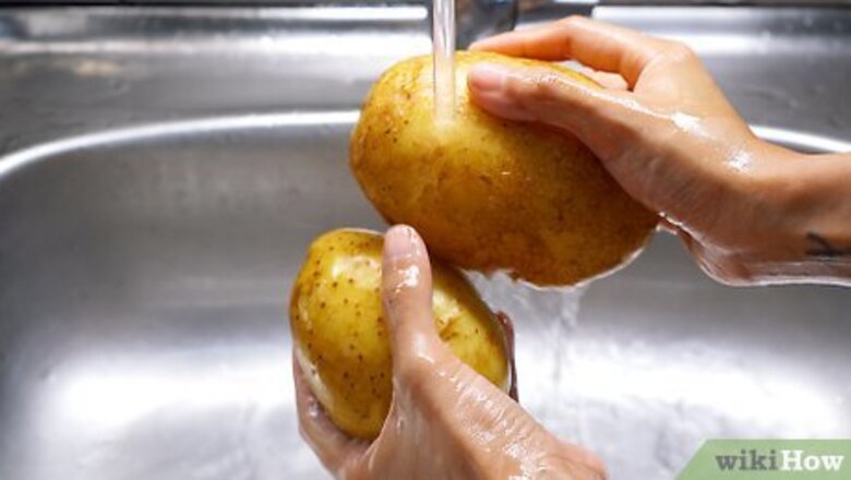 How to Cook Potatoes in the Oven