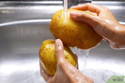 How to Cook Potatoes in the Oven