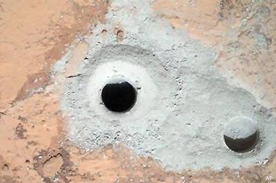 NASA's Mars Curiosity rover to ingest drill sample