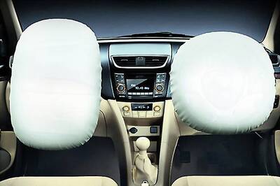 Government of India planning to make airbags mandatory in cars