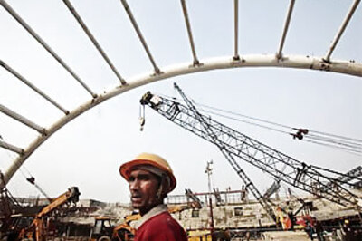 Govt cracks whip on CWG projects delays