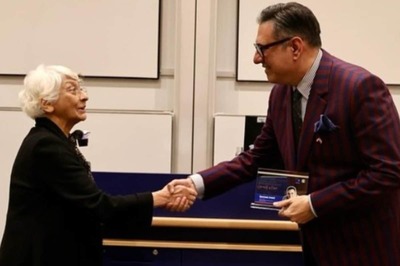 Boman Irani Concludes Inspiring Summit Tour with Impactful Speech at Oxford University