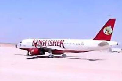 Air fares up; Kingfisher, Deccan hike fuel surcharge