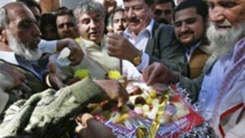 Anti-Musharraf parties win Pakistan elections