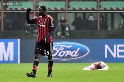 Mario Balotelli set to stay at AC Milan