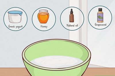 How to Make a Spray Detangler