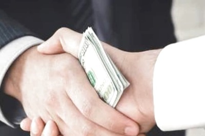 Administrative Officer of Mumbai College Held for Taking Rs 50,000 Bribe for Admission