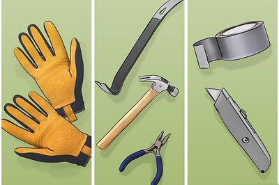 How to Remove Old Carpeting