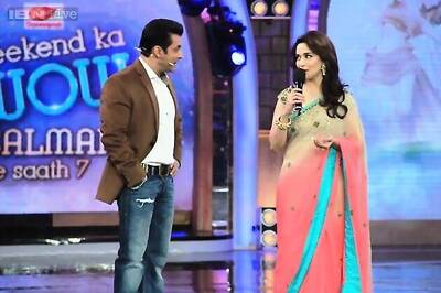 Won't be able to survive in 'Bigg Boss' for 'dedh minute', says Madhuri