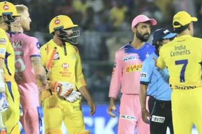Can You Guess What's 'Strange' About This Photo of CSK and RR Players in the IPL?