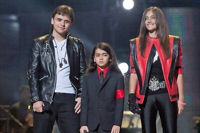 Estate bans family from entering Jackson home