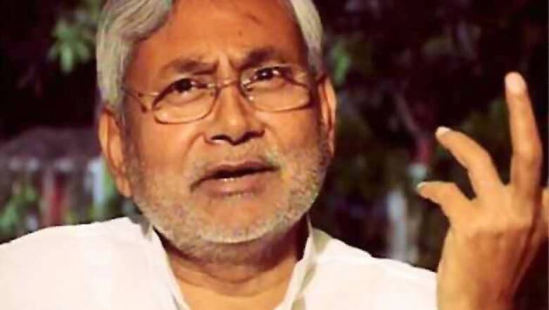 Nitish holds 'Satyagraha', calls special status a prestige issue