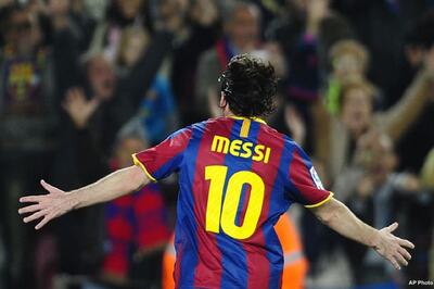 La Liga: Messi, Ronaldo shine in big wins
