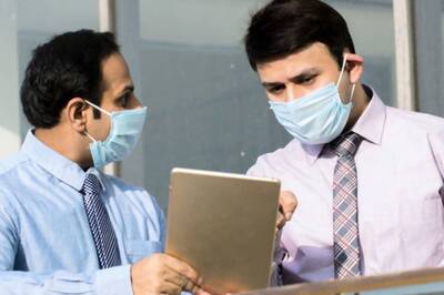 57% Recruiters Prioritise Strong Communication, Selling Skills While Hiring: Survey