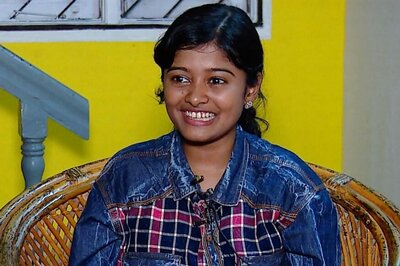 How Viral Image of a Kerala Teen Selling Fish After College Turned Into a Nightmare for Her