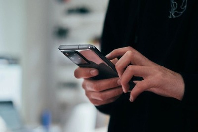 UP School Teacher Suspended For Playing Candy Crush, Using Social Media During Work Hours