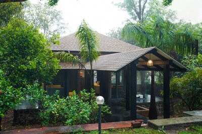Monsoon Travel: Make Luxury Your Go-To Companion This Monsoon