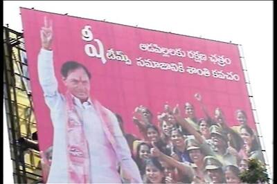 Four Congress MLCs in Telangana move to join TRS