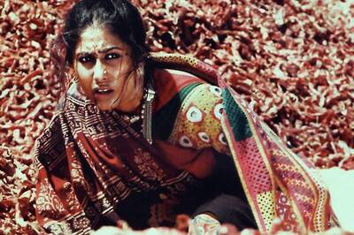 Remembering Smita Patil: Why The Actress is Irreplaceable in Indian Cinema