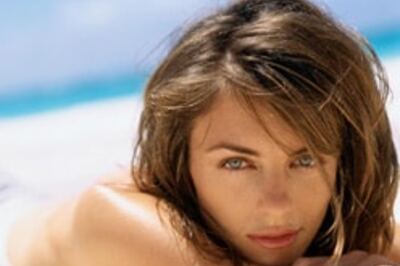 Liz Hurley too hot to handle in Udaipur