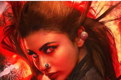 Mouni Roy Reveals She is 'Leader of the Dark Forces' Called Junoon in New Character Poster from Brahmastra