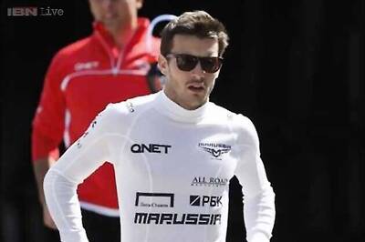 F1 driver Bianchi to stay with Marussia in 2014