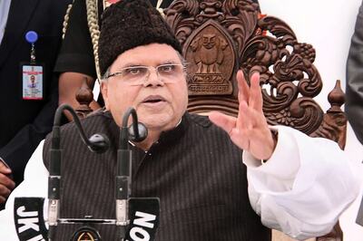 'Don't be Scared': J&K Governor Assures Police of Full Support Against 'Big Leaders'
