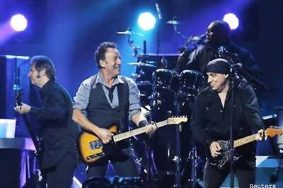 Scientists Have Discovered How Musicians Coordinate Non-verbally During Performance