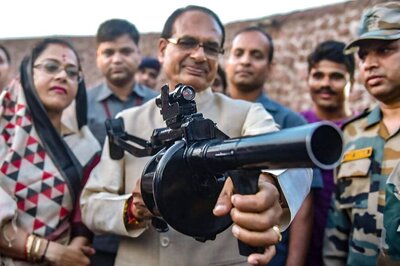 OPINION| As BJP Woos Backward Classes Across Hindi Heartland, Shivraj Chouhan With 'Right' Caste May be Trump Card