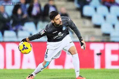 Atletico Madrid sign goalkeeper Miguel Moya from Getafe