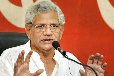 Govt Shouldn't Wait for an Apple to Fall Before Realising That Economy is All Bad, Says Yechury