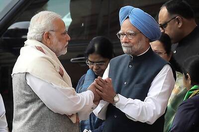 Manmohan Singh Dubs Modi's 5 Years as 'Most Traumatic', Says 'Should be Shown Exit Door'