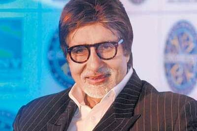 Dhoni might attend Big B's b'day bash