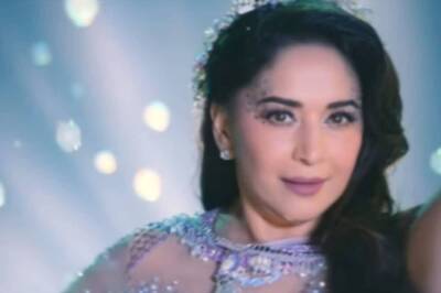 Dance Deewane 4 Grand Finale: Madhuri Dixit's Mesmerising Performance Has Our Attention