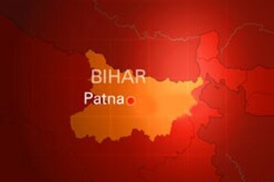 Maoists can't scare Bihar; 50 pc voting recorded