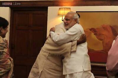 PM Modi felicitates Nobel Peace prize winner Kailash Satyarthi