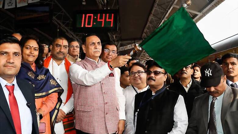 Railway Union Protests in Ahmedabad Ahead of Tejas Express Flag-off; 30 Detained
