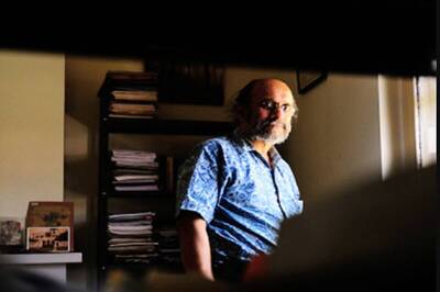 Adani Group Defamation Suit: Gujarat Court Issues Arrest Warrant Against Journalist Paranjoy Guha Thakurta