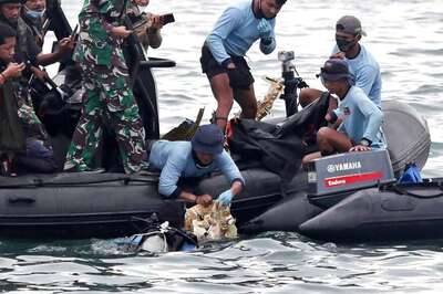 Two Black Boxes of Crashed Sriwijaya Boeing 737 Flight Located: Transport Committee Indonesia