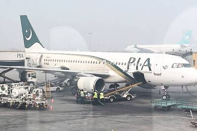 Pakistan International Airlines Cabin Crew Remanded For Smuggling Saudi Currency