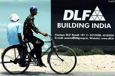 DLF tanks over 7 per cent after Vadra controversy