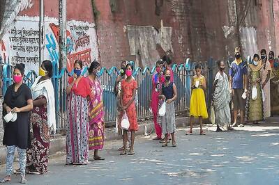 Bengal Govt Cracks Down on Nearly 300 Ration Dealers for Corruption, Retrieves Stolen Food Items