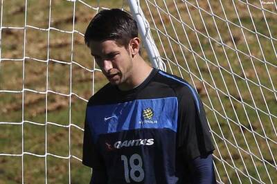 Australia's Jones leaves squad ahead of WC