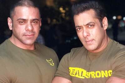 Salman Khan 'Extremely Upset' Over Not Being Able to Attend Nephew Abdullah's Funeral: Report