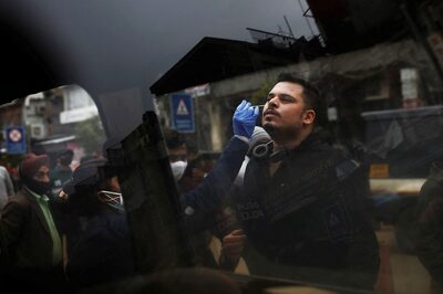 No Covid Curbs in Delhi from Today; Masks Not Mandatory in Pvt Cars, Metro Passengers Can Stand