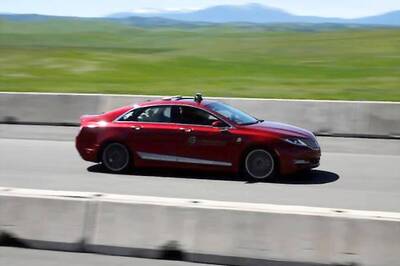 In Self-Driving Car Race, Winners Get All The Way Around Track